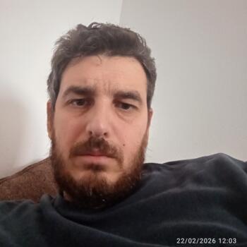 Lavoro per babysitter a Piacenza: lavoro per babysitter Massimo