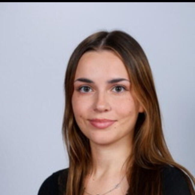 Babysitter in Paris: Penelope