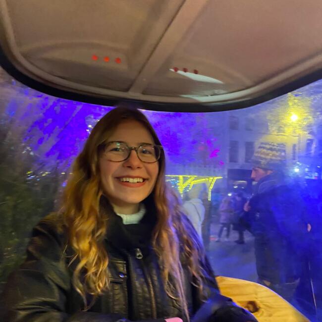 Babysitter in Waterloo: Ada