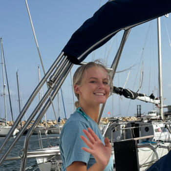 Babysitter in La Ciotat: Manèle
