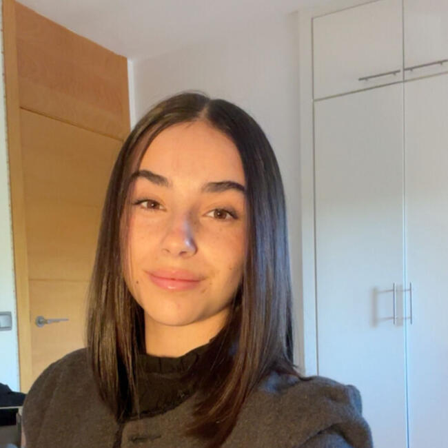 Canguro en Colmenar Viejo: Adriana