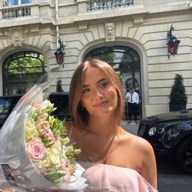 Babysitter in Cambridge: Grace