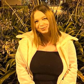 Babysitter in Saint-Hilaire-de-Riez: Jahna