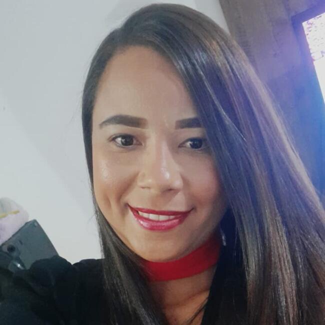 Babysitter in Feira de Santana: Fabiana