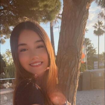 Babysitter in Antibes: Ania