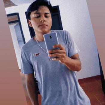 Babysitter in Pereira: Adrián
