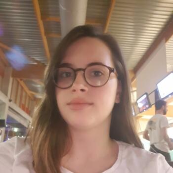 Baby-sitter in Bayonne: Ambre