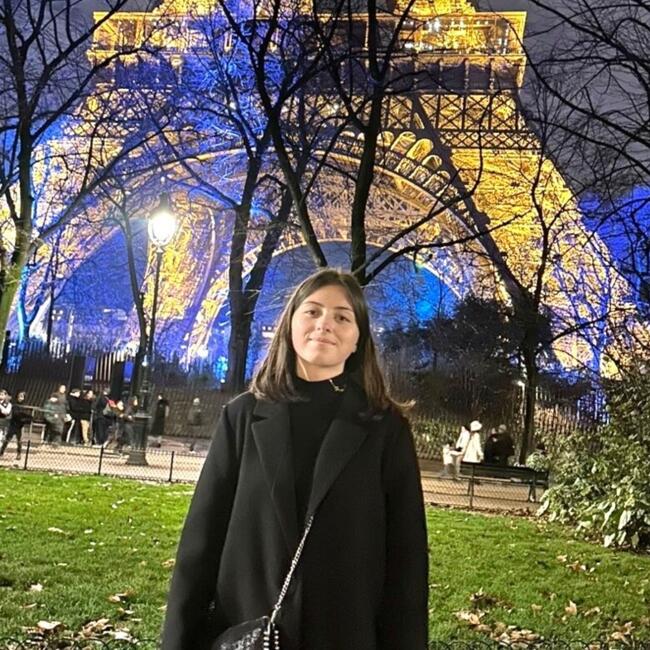 Babysitter in Calais: Faustine