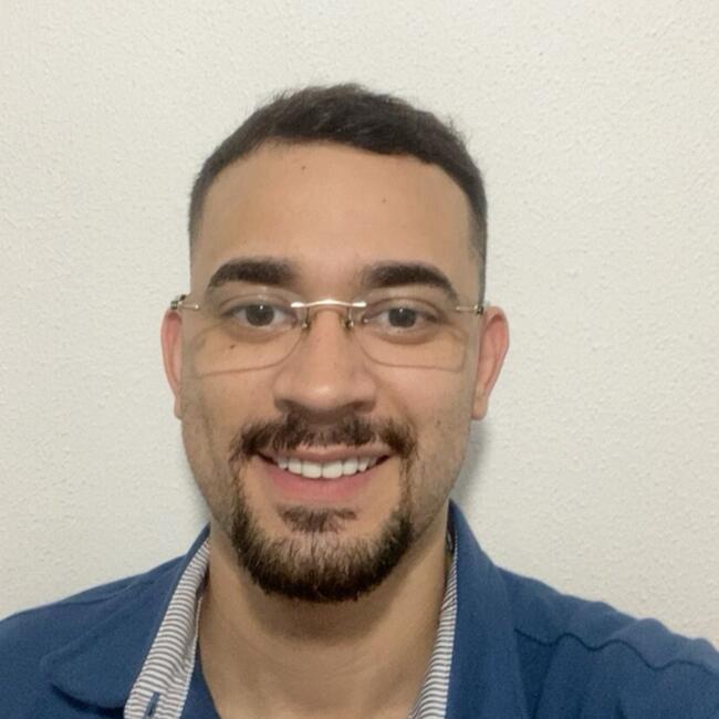 Emprego de babá em Santos: Vinicius