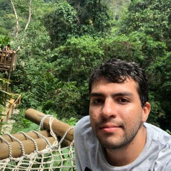 Trabajo de niñera en Ibagué: trabajo de niñera Daniel