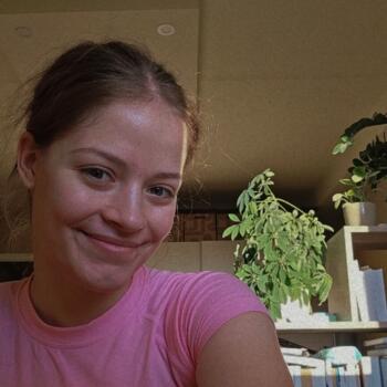 Babysitter in Kecskemét: Petra