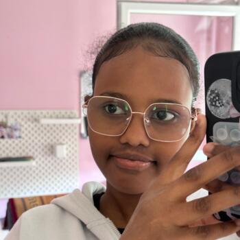 Babysitter in Saint-Etienne: Ayan