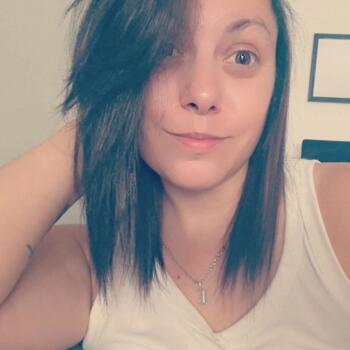Babysitter in Saint-Michel-sur-Orge: Elly