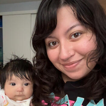 Babysitter Denver: Bricia