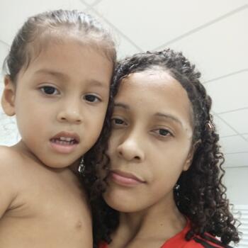 Emprego de babá em Chapecó: emprego de babá Suely