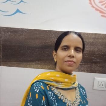 Babysitter Delhi: Veena