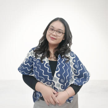 Babysitter in Jakarta: Ayu Dwi
