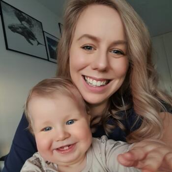 Babysitter Job in Esslingen: Babysitter Job Ester