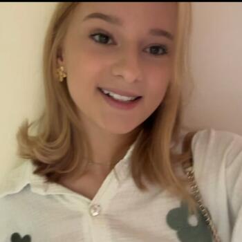 Babysitter in Ryes: Laly