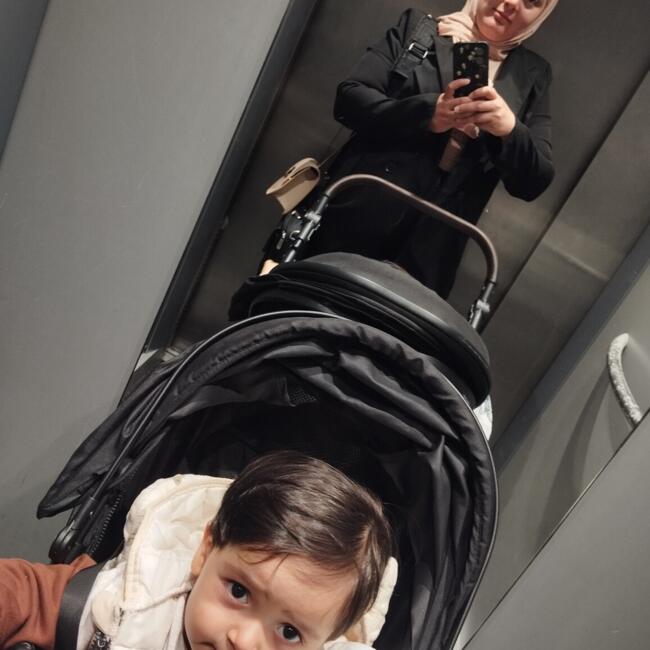 Babysitter in Rouen: Hanane