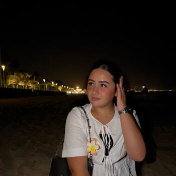 Babysitter in Mougins: Laura