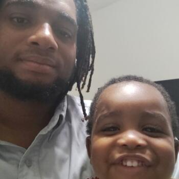 Babysitting job in Independence: babysitting job Christopher