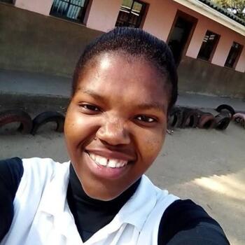 Babysitter Kingsborough: Nomthandazo