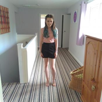 Babysitter in Exeter: Jess