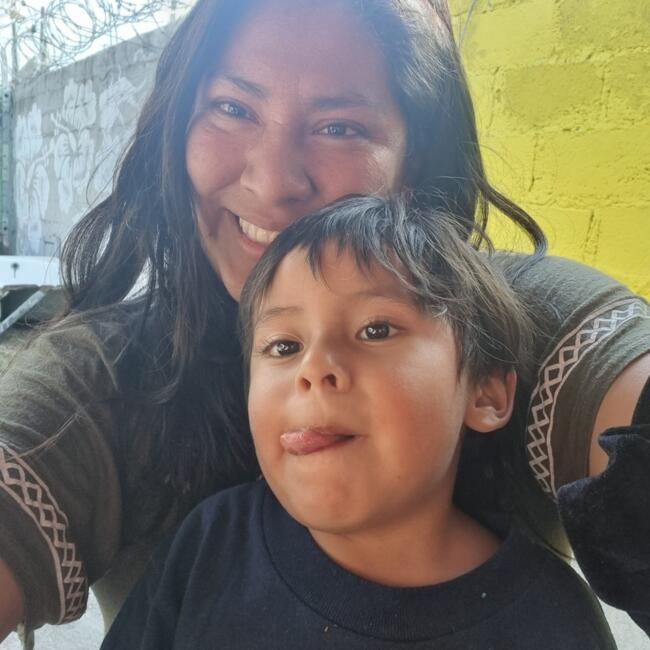 Trabajo para niñera en Santa Rosa: Bell