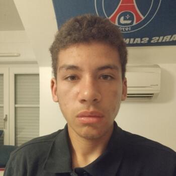 Babysitter in Chanteloup-les-Vignes: Raphaël