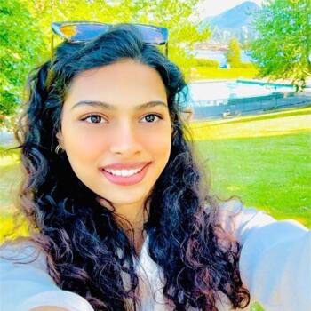 Babysitter Burnaby: Roxy