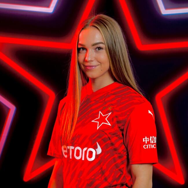 Babysitter in Prague: Nicole