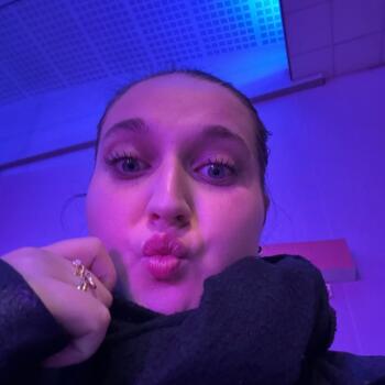 Babysitter in Avoine: Lilou