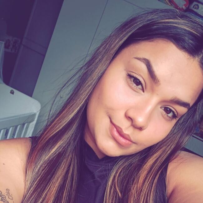 Babá em Toledo: Thays caroline