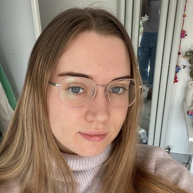 Babysitter in Liverpool: Lucy