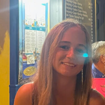 Babysitter in Aix-en-Provence: Madline