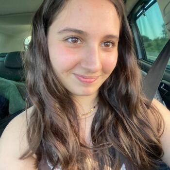 Babysitter in Orléans: Luna