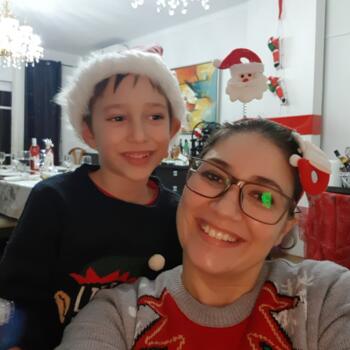 Babysitter em Figueira da Foz: Ysenia