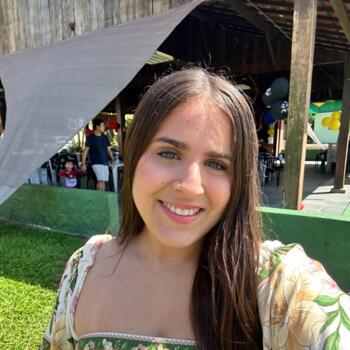 Babysitter in Santos: Isabeli