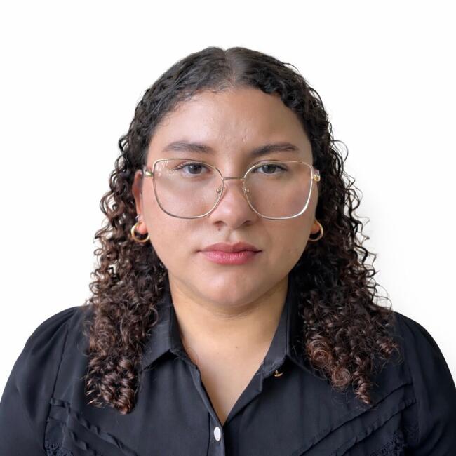 Babysitter in Puerto Vacamonte: Ninoshka