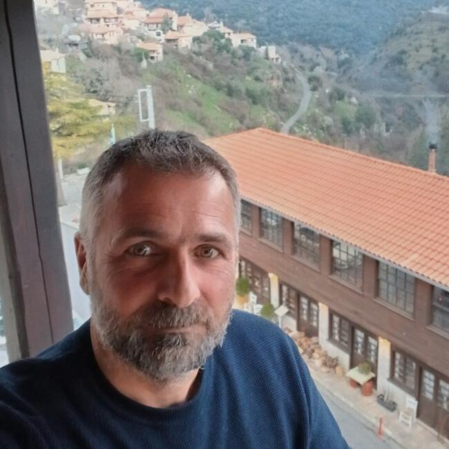 Babysitting job in Metamorfosi: Παναγιωτης