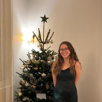 Babysitter in Talence: Candice