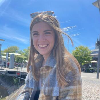 Babysitter in Lille: Léonie