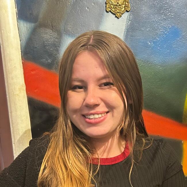 Babá em Curitiba: Anna Carolina