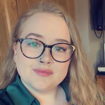 Babysitter in Tuam: Denise