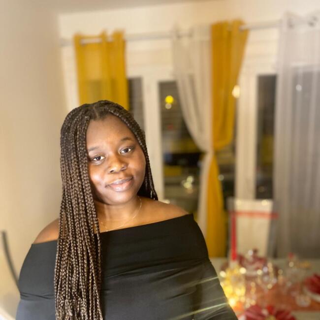 Babysitter in Poitiers: Itou