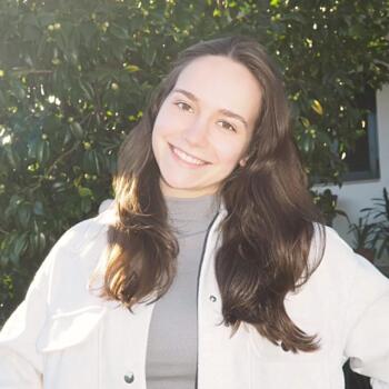 Babysitter in Penafiel: Lara