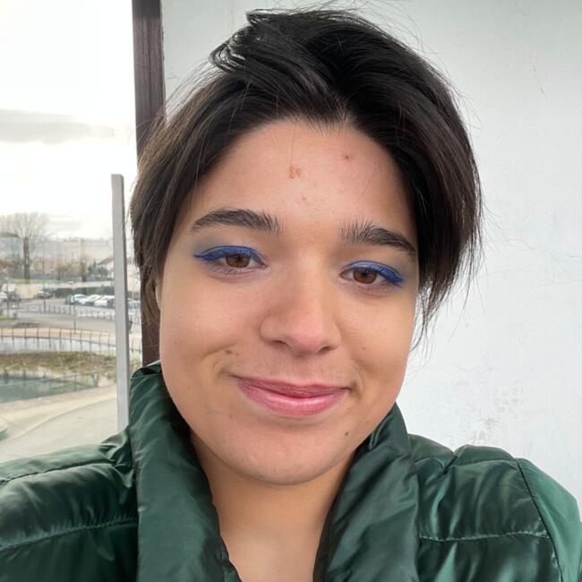 Babysitter in Lognes: Tehani