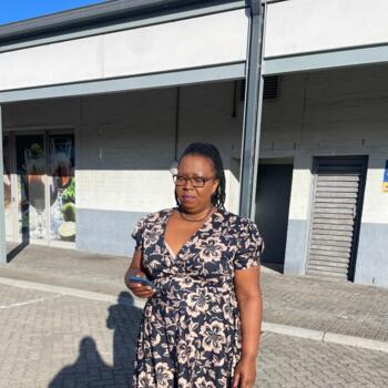 Nanny in Cape Town: Moline