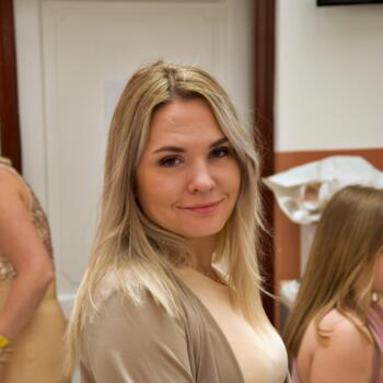 Babysitting job in Budapest: babysitting job Nikoletta